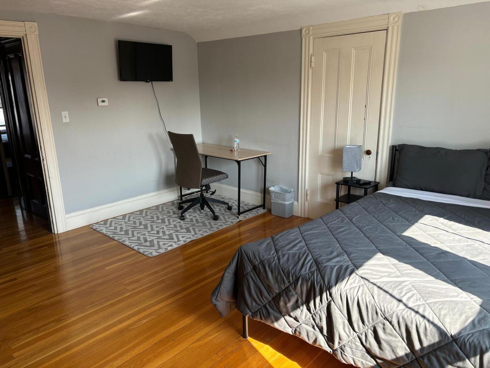 Homestay Near Downtown - Andrew Station Area