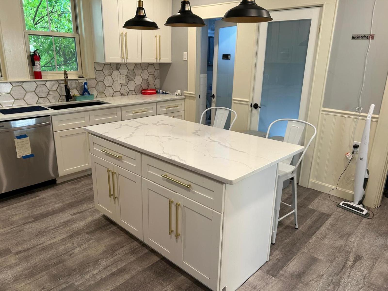 Near Downtown - Andrew Station Area Homestay Boston